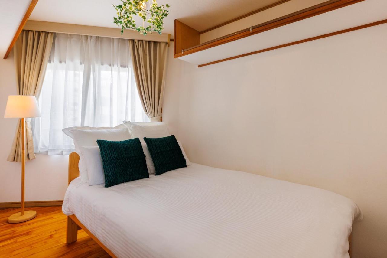 Naha Gajumaru Apartment Hotel 301 المظهر الخارجي الصورة
