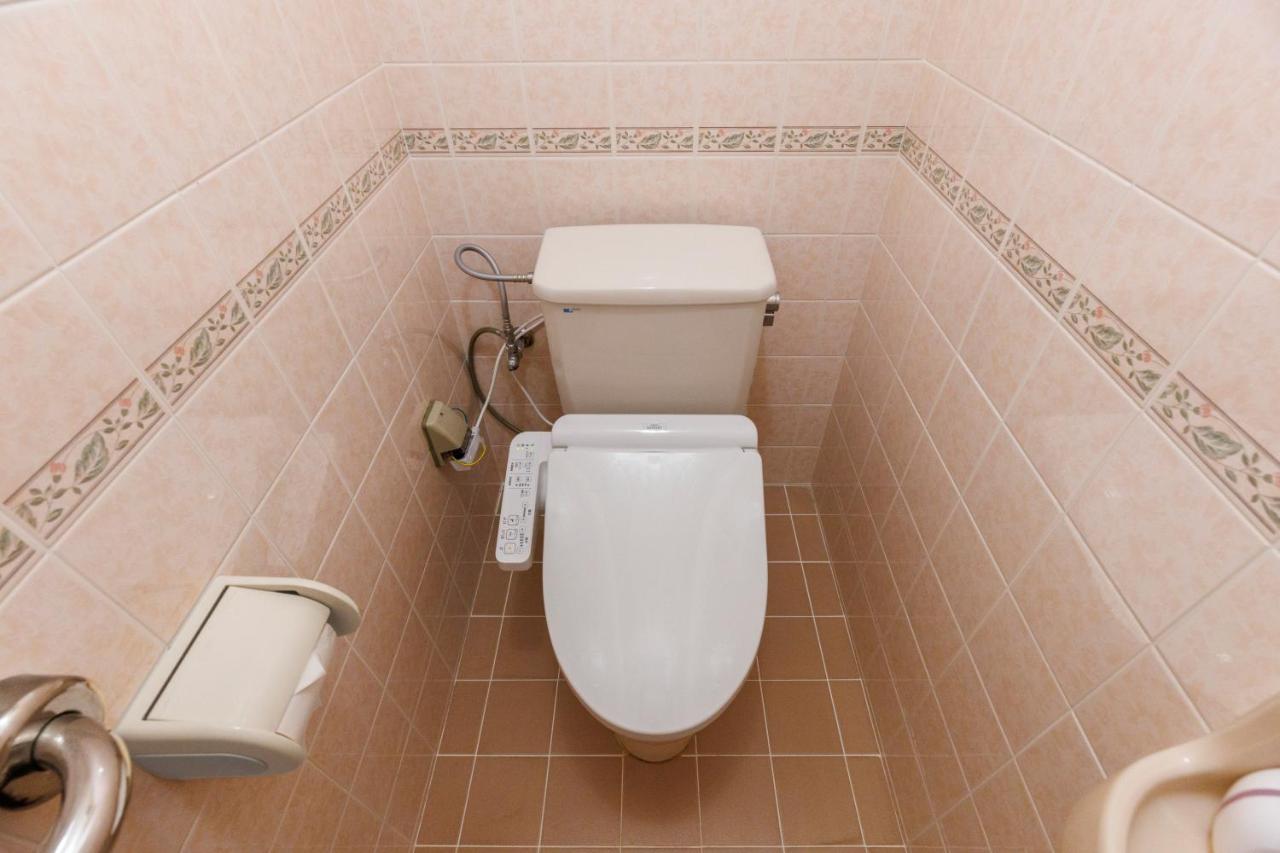 Naha Gajumaru Apartment Hotel 301 المظهر الخارجي الصورة