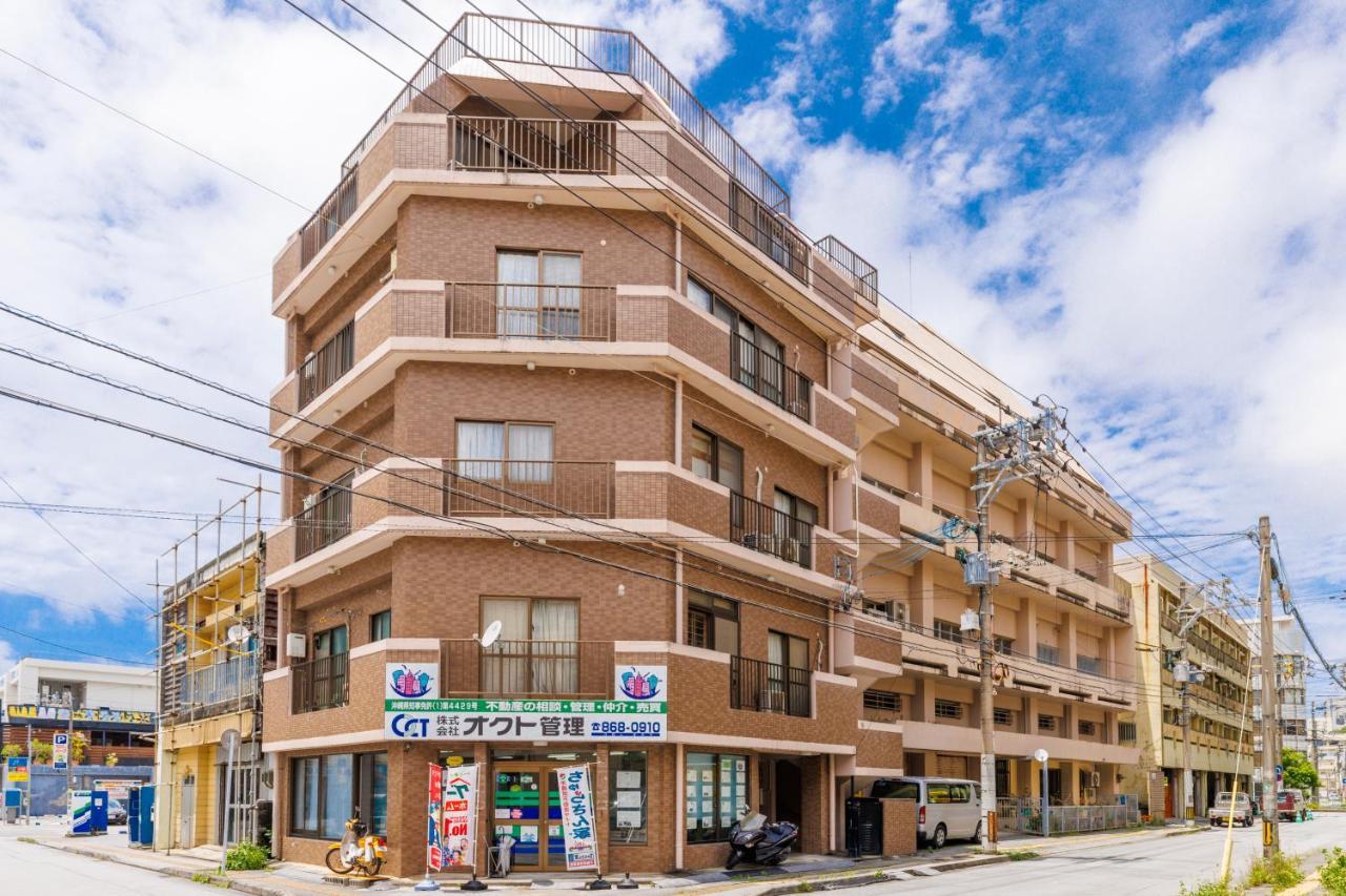 Naha Gajumaru Apartment Hotel 301 المظهر الخارجي الصورة